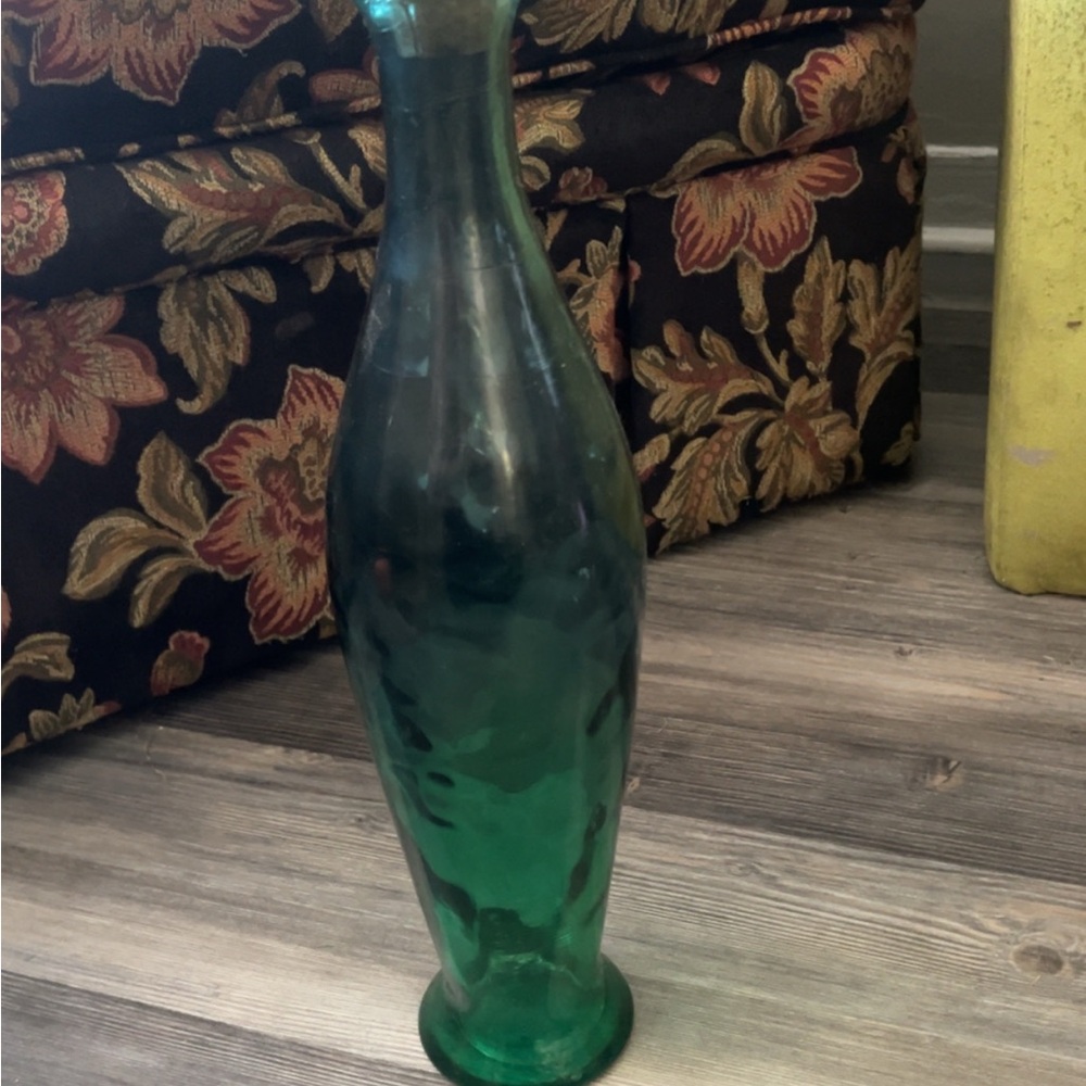 Elegant Green Glass Vase